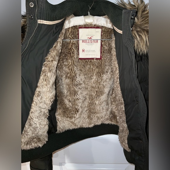 Hollister Faux Fur Lined Jacket - Picture 4 of 6